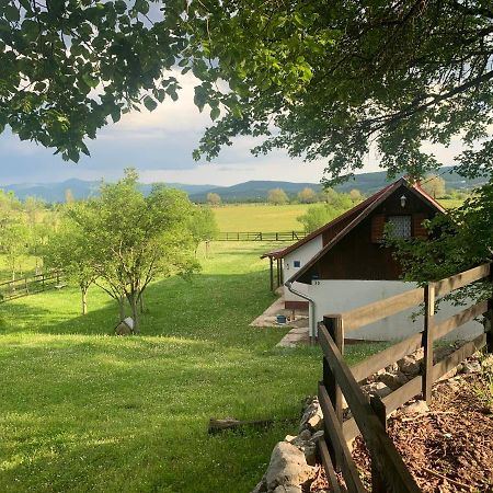 La Prairie Villa Korenica Bagian luar foto