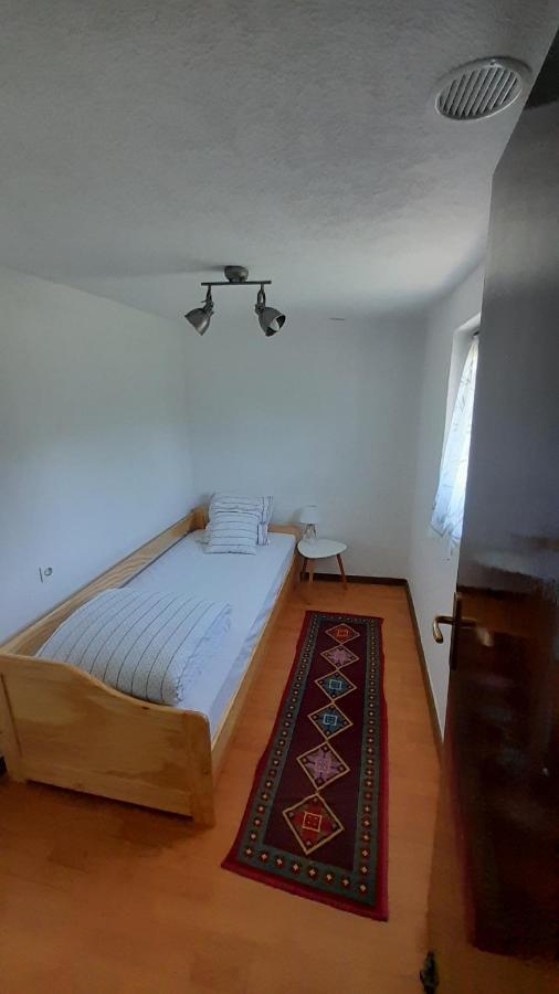 La Prairie Villa Korenica Bagian luar foto