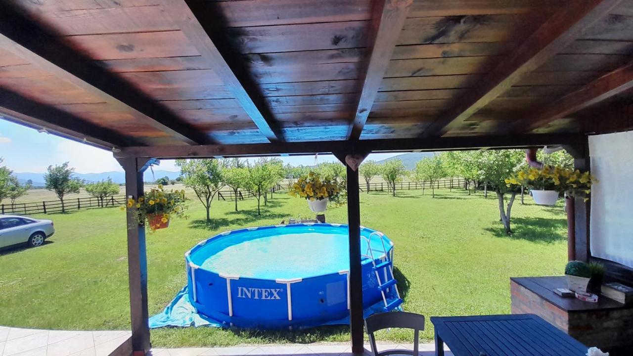 La Prairie Villa Korenica Bagian luar foto